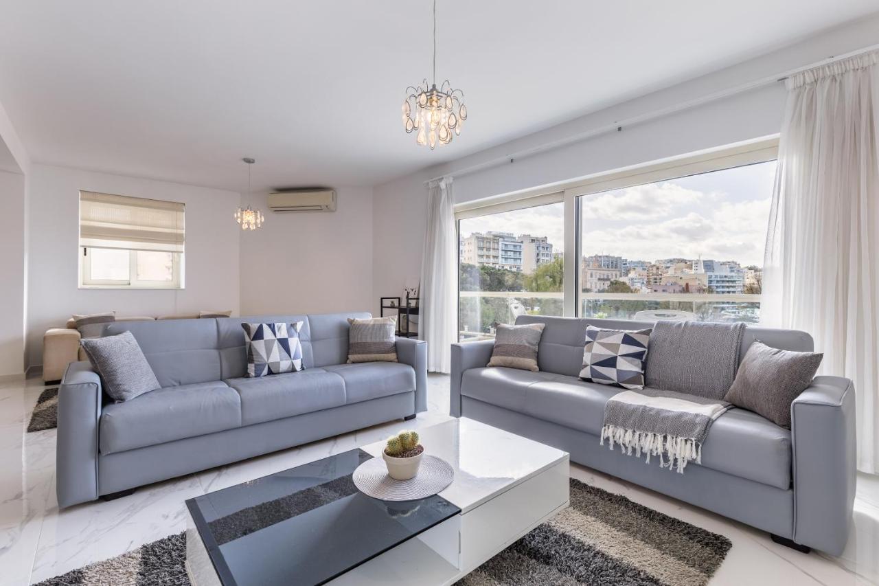 Stunning - Sunnyside 3-Bedroom Sliema Dış mekan fotoğraf